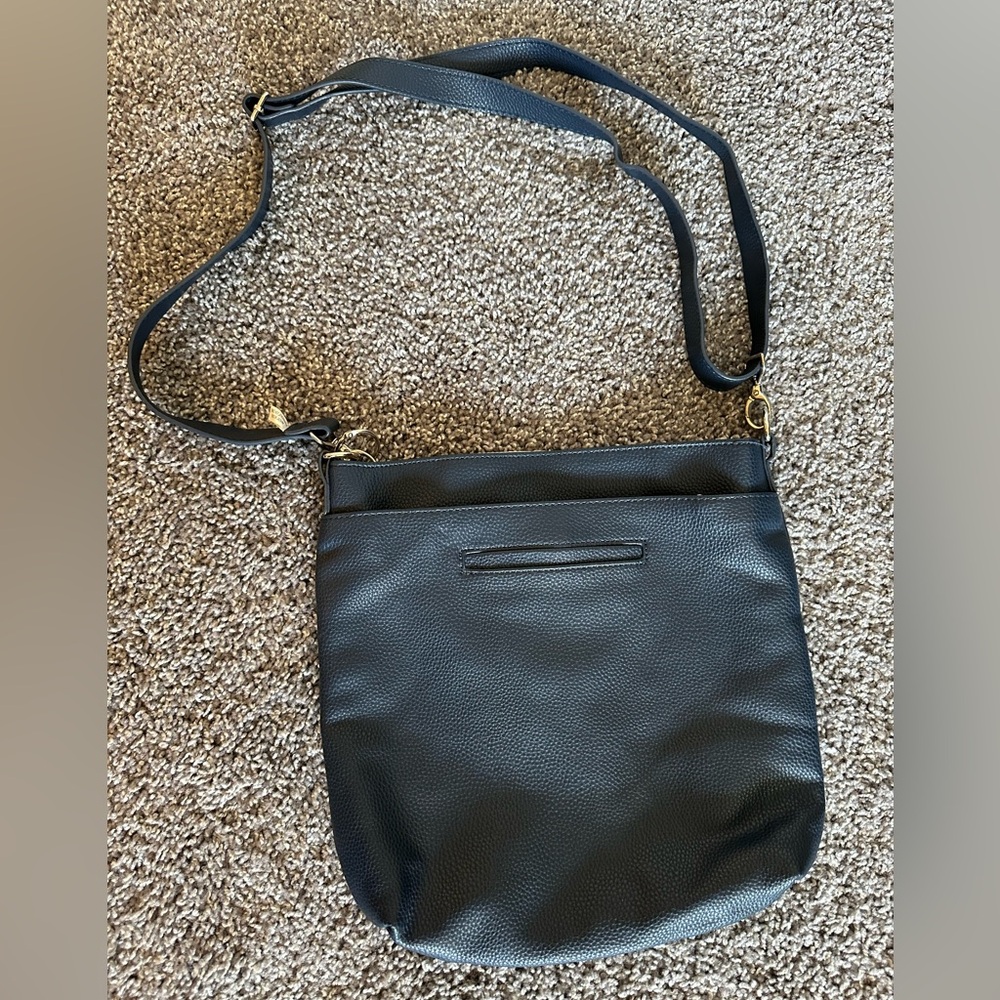 Thirty-One Classic Black Crossbody Bag
